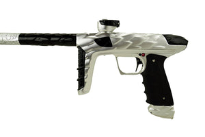 alt
Adrenaline Luxe Idol - Stormtrooper สี Dust White พร้อมขอบสีดำเงา - Adrenaline